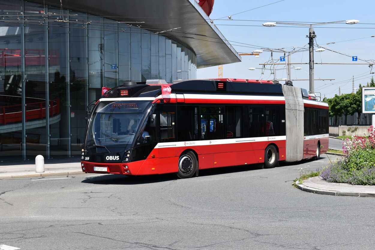 Obus Linie 1 Salzburg AG am Europark