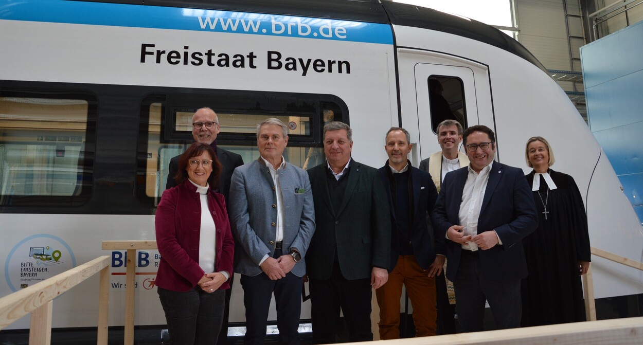 Präsentation des ersten Wasserstoffzuges in Bayern