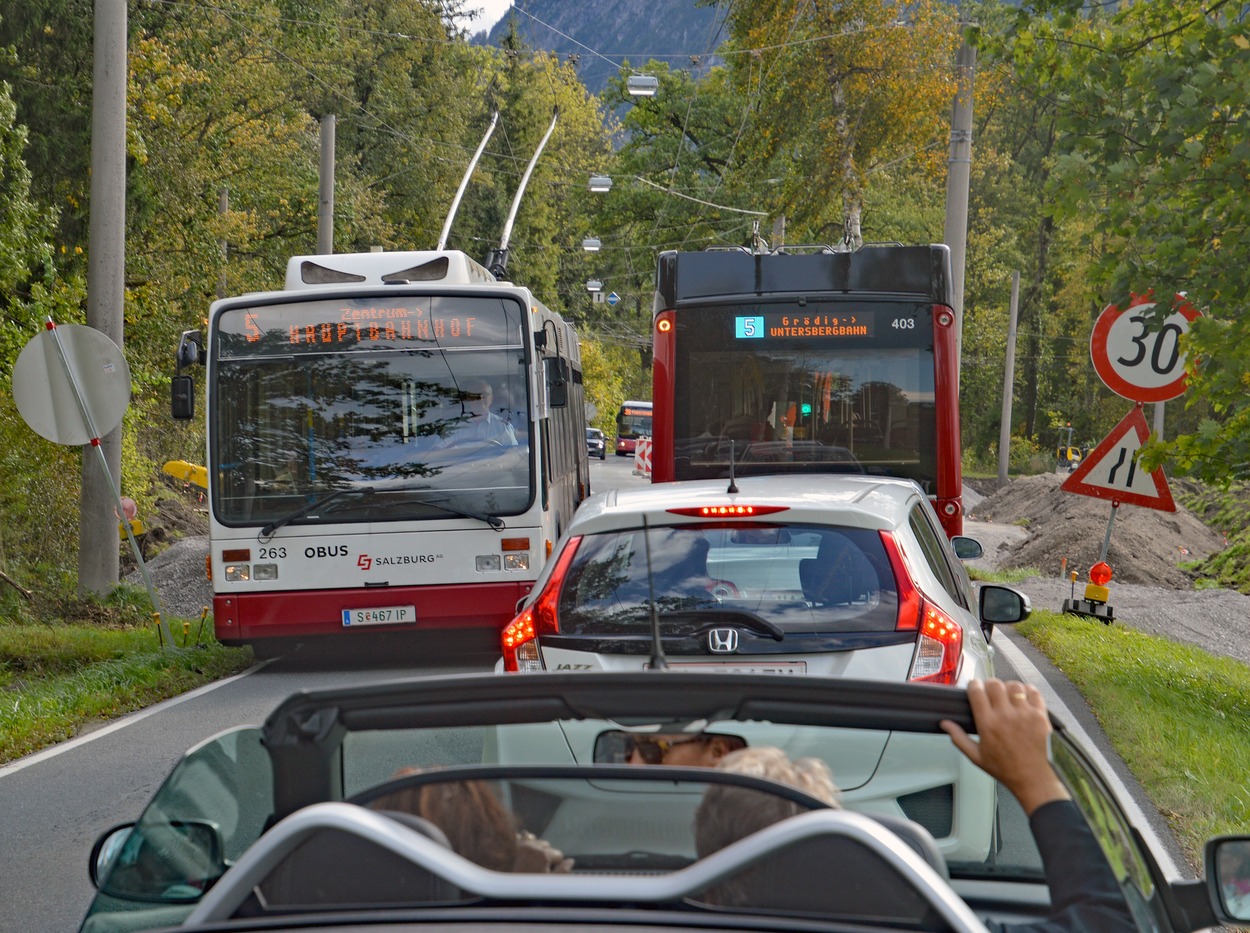 Akkuobus Grödig